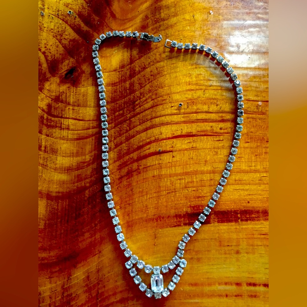 Vintage rhinestone chocker